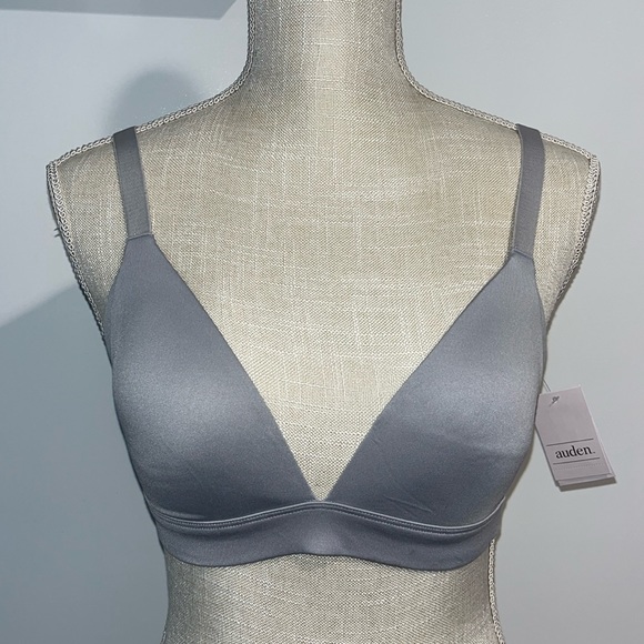 3/$20 - NWT! Aiden Light Gray Lightly Lined Wirefree Bra - Picture 2 of 8